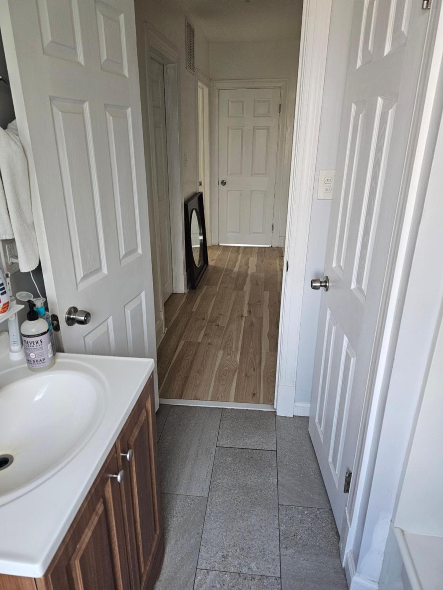 Small Cozy Room, Shared Bathroom Baltimore Eksteriør bilde